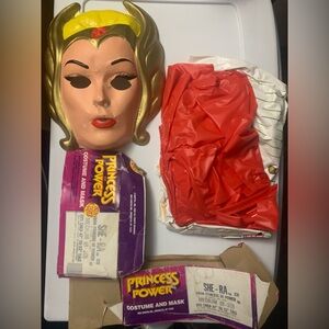 Vintage 1985 She-Ra Ben Cooper Costume - NEW